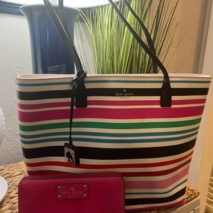 Kate spade purse/tote multicolored with free wallet